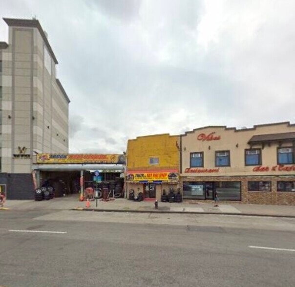 143-10 Liberty Ave, Jamaica, NY à vendre - Photo principale – Image 1 sur 8
