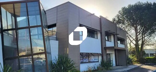 Plus de détails pour Bureau à louer