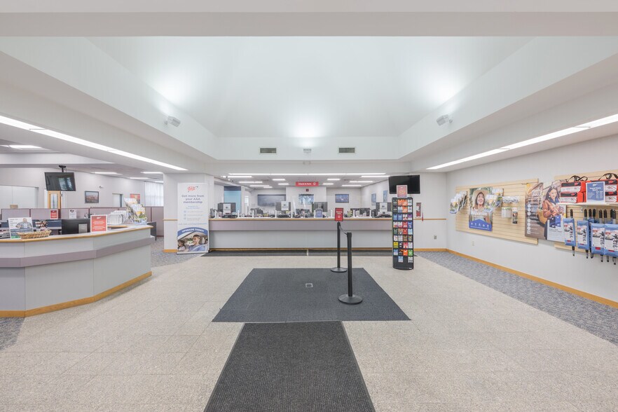 397-405 Washington Street, Attleboro, MA portefeuille de 2 biens à vendre sur LoopNet.fr - Photo intérieure – Image 2 sur 17