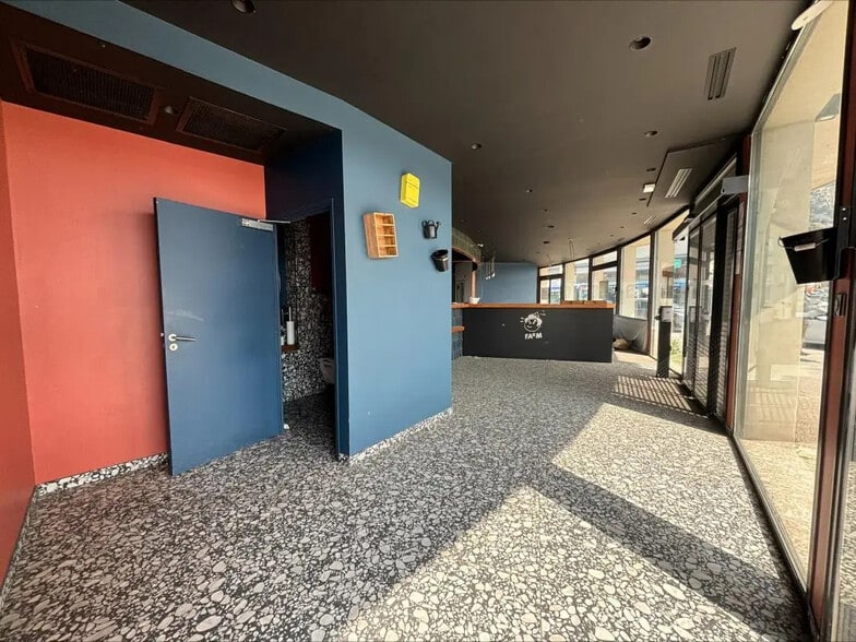 306 Boulevard Commandant Joseph Nicolas, Toulon à louer - Photo de l’immeuble – Image 2 sur 7