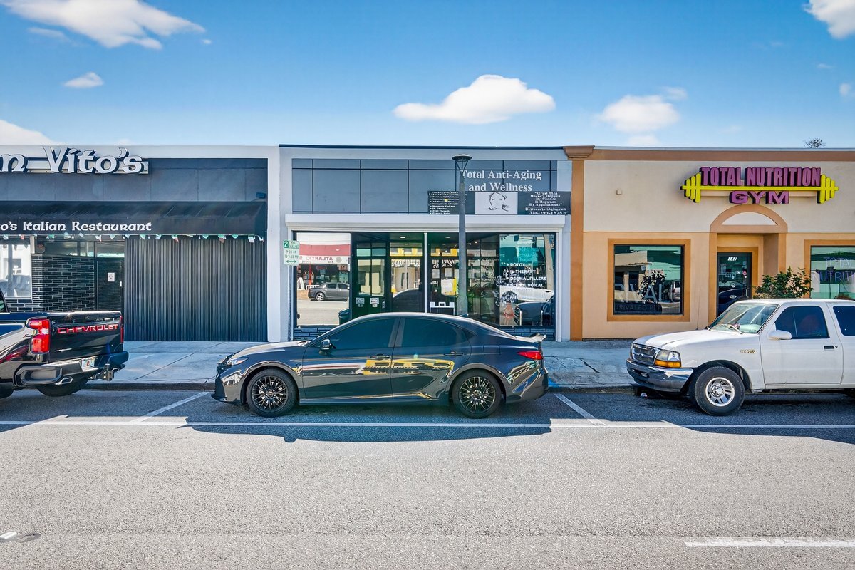 141 W International Speedway Blvd, Daytona Beach, FL à vendre Photo de l’immeuble– Image 1 sur 28