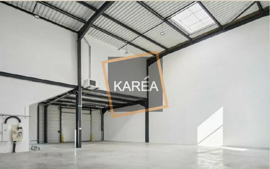 Local d’activités dans Chalifert à louer - Photo intérieure – Image 1 sur 5