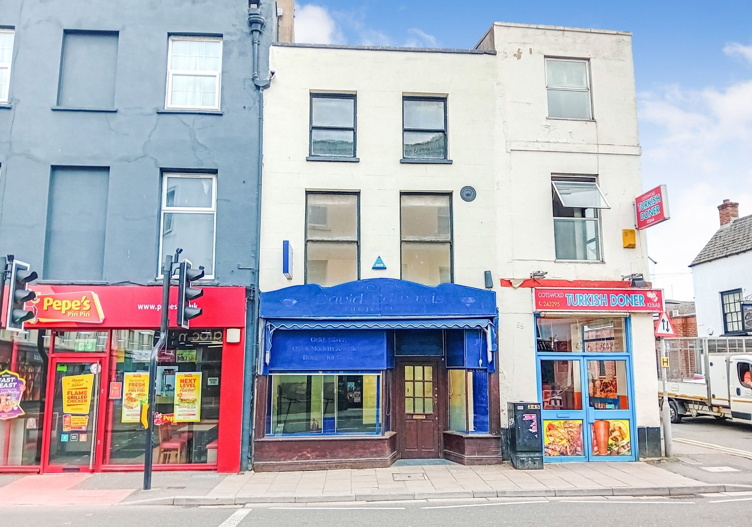 61 High St, Cheltenham à louer Photo principale– Image 1 sur 5