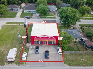 Plus de détails pour 10722 E I-10 Fwy, Houston, TX - Local commercial à vendre