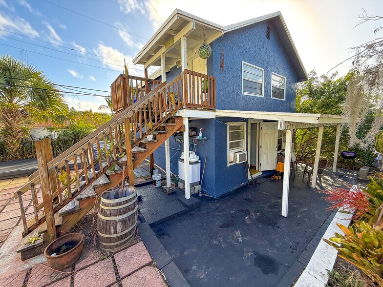920 Selkirk St, West Palm Beach, FL à vendre - Photo de l’immeuble – Image 2 sur 6