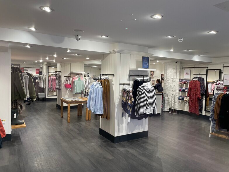 45 New Canal, Salisbury à louer - Photo de l’immeuble – Image 2 sur 3