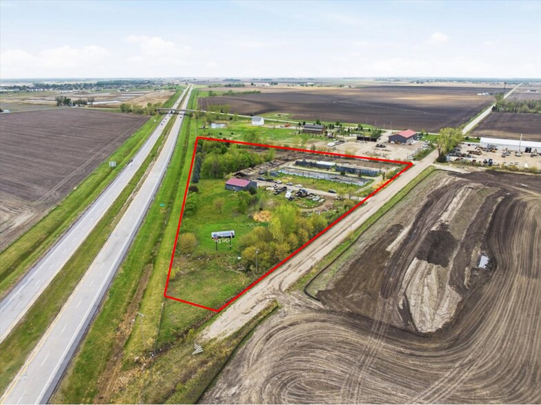 6610 N 264th Cir, Valley, NE à vendre - Photo de l’immeuble – Image 2 sur 17