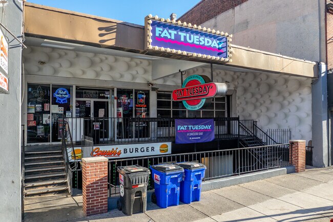 Plus de détails pour 431-435 South St & 521-525 S 5th St, Philadelphia, PA - Local commercial à vendre