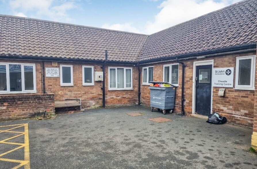 15A Ashbourne Rd, Stoke On Trent à louer - Photo de l’immeuble – Image 2 sur 4