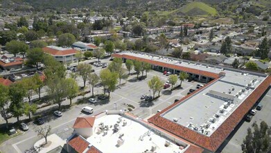 5710-5772 E Los Angeles Ave, Simi Valley, CA à louer - Vidéo sur l’annonce professionnelle 