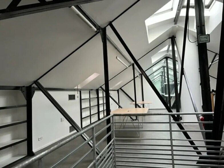 Bureau dans Lyon à louer - Photo de l’immeuble – Image 3 sur 10
