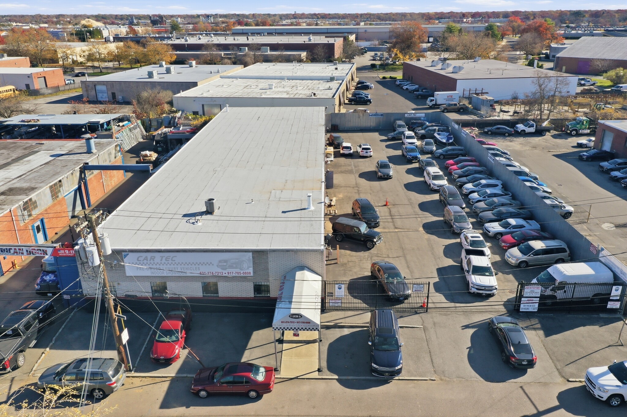 11 Lucon Dr, Deer Park, NY à louer Photo de l’immeuble– Image 1 sur 13