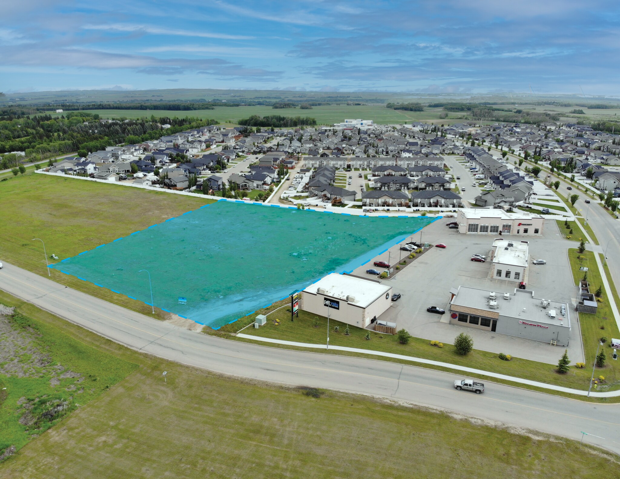 C&E Trail, Blackfalds, AB à vendre Photo principale– Image 1 sur 2