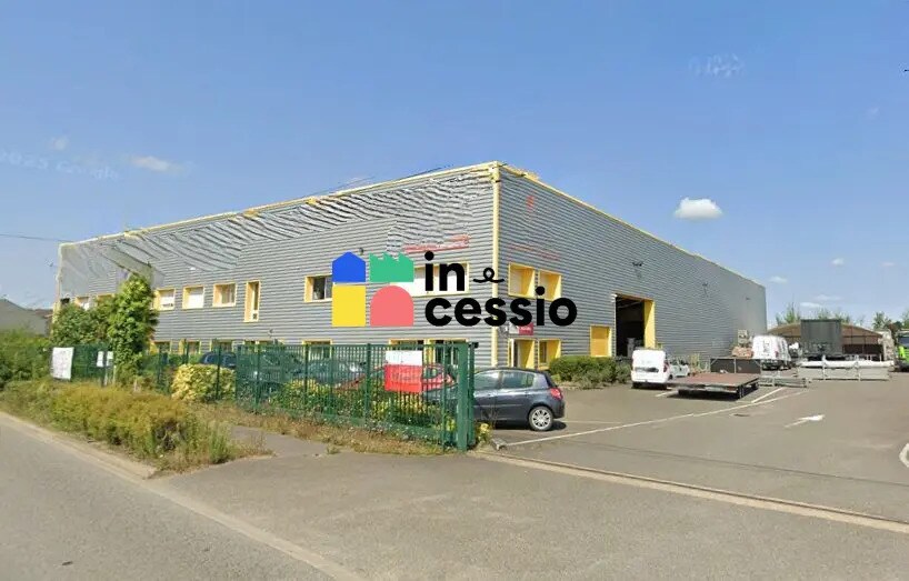 Local d’activités dans Champagné à louer - Photo de l’immeuble – Image 1 sur 1