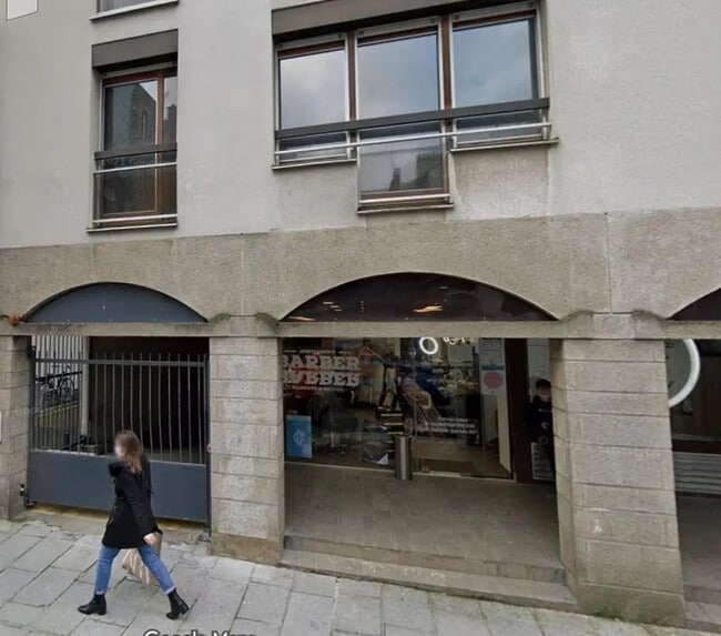 Plus de détails pour Local commercial à vendre