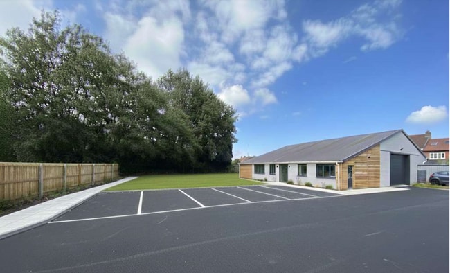 Plus de détails pour 24 Route Du Fossé Défensif, Dunkerque - Industriel/Logistique à vendre