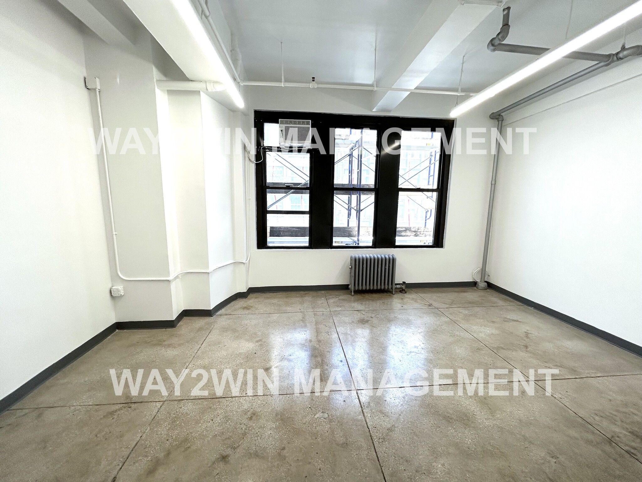 262 W 38th St, New York, NY à louer Photo intérieure– Image 1 sur 3