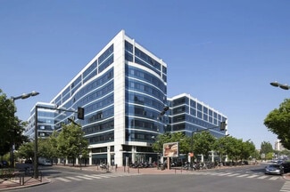 Plus de détails pour 159 Rue Anatole France, Levallois-Perret - Bureau à louer