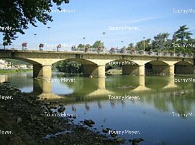 Local commercial dans Aire-sur-l'Adour à louer - Aérien – Image 1 sur 1