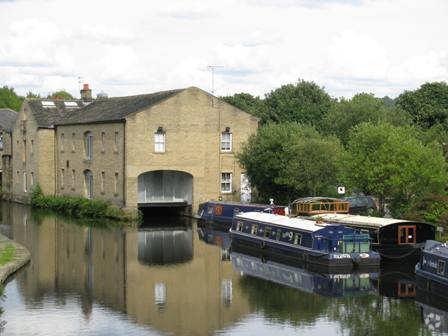 Elland Whar, Elland à vendre - Photo principale – Image 1 sur 1