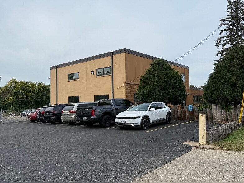 2238-2240 Edgewood Ave S, Minneapolis, MN à louer - Photo intérieure – Image 3 sur 12