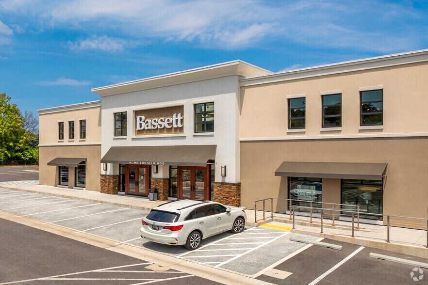 1170 Rockville Pike, Rockville, MD à louer - Photo de l’immeuble – Image 3 sur 4