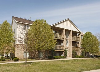 Plus de détails pour 35330 Van Born Rd, Wayne, MI - Logement à vendre