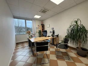 Bureau dans Beauvais à louer Photo intérieure– Image 1 sur 5