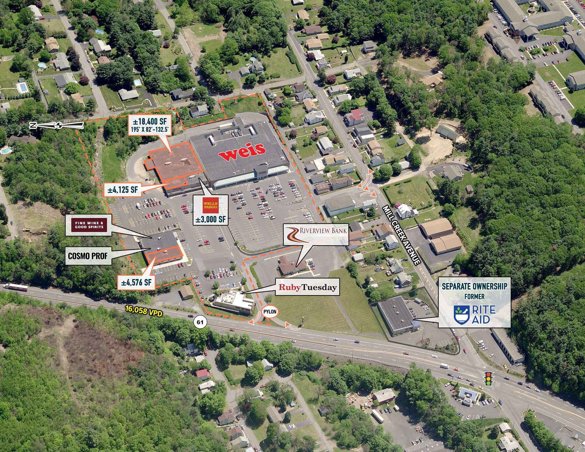 500-532 Pottsville Park Plz, Pottsville, PA à louer Aérien– Image 1 sur 3