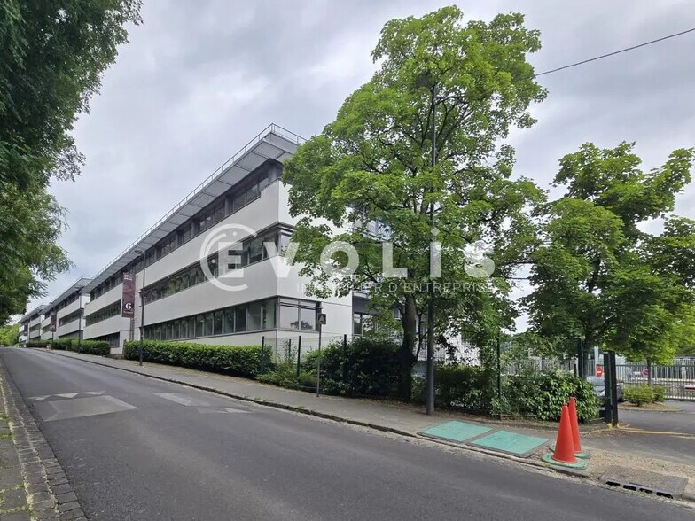 Bureau dans Orsay à louer - Photo de l’immeuble – Image 1 sur 8