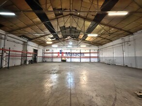 Industriel/Logistique dans Santa Coloma de Cervelló, Barcelona à louer Photo intérieure– Image 2 sur 10