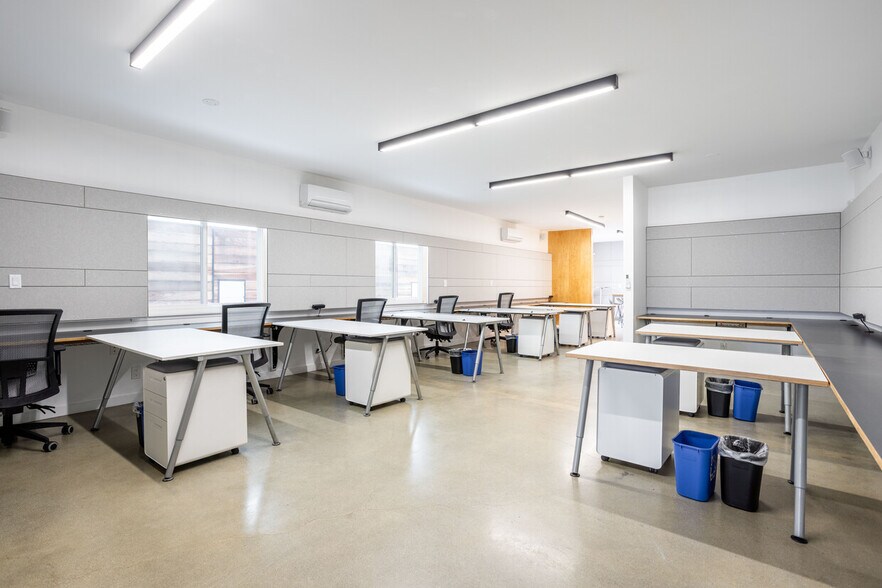 12421 Venice Blvd, Los Angeles, CA à louer - Photo de l’immeuble – Image 1 sur 22
