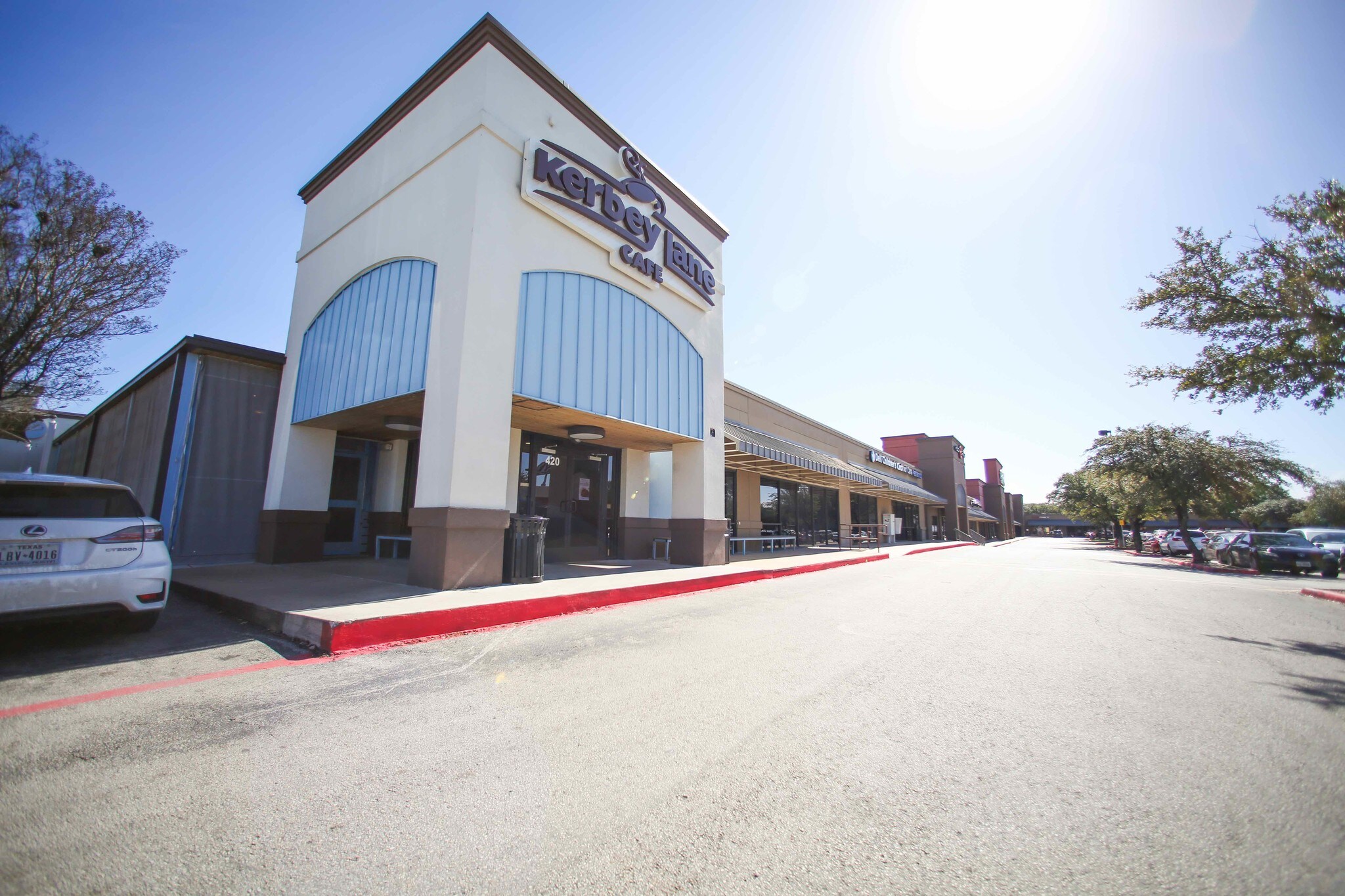 2120-2132 N Mays St, Round Rock, TX à louer Photo de l’immeuble– Image 1 sur 6