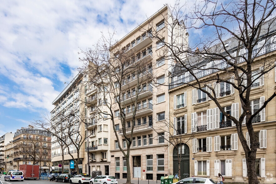 135 Avenue De Wagram, Paris à louer - Photo de l’immeuble – Image 3 sur 3