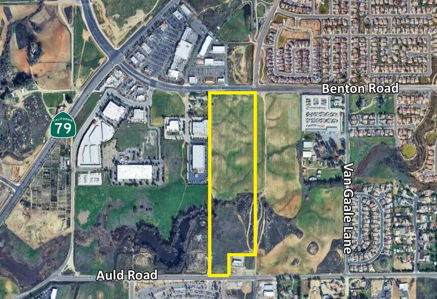 30951 Benton Road, Winchester, CA à vendre - Aérien – Image 2 sur 2