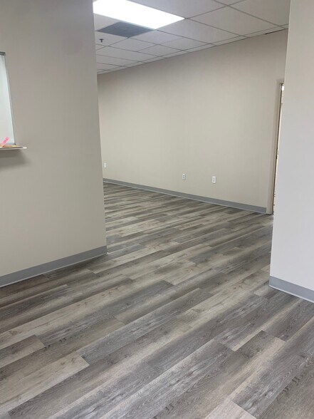 1020 NW 6th St, Deerfield Beach, FL à louer - Photo de l’immeuble – Image 2 sur 17