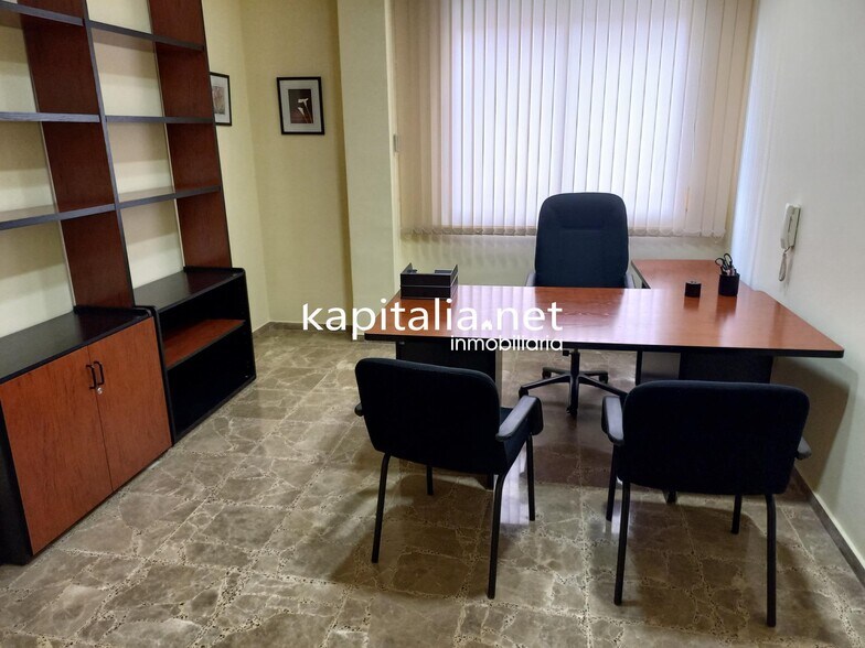 Bureau dans L'Olleria, Valencia à vendre - Photo de l’immeuble – Image 2 sur 13