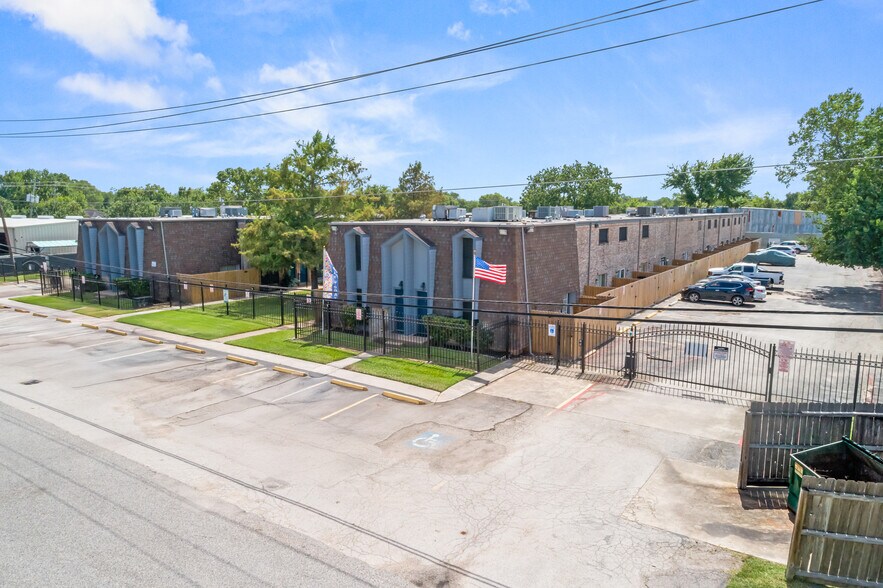 3420 Federal Rd, Pasadena, TX à vendre - Photo de l’immeuble – Image 2 sur 15