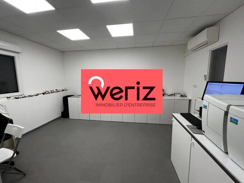 Local d’activités dans Aubagne à louer - Photo de l’immeuble – Image 3 sur 4