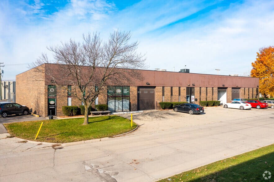 12131-12161 Wormer, Redford Township, MI à louer - Photo principale – Image 1 sur 6