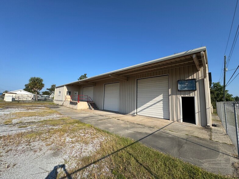 1605 W 16th St, Panama City, FL à vendre - Photo de l’immeuble – Image 2 sur 19