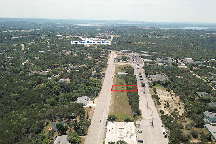 20709 Dawn Dr dr, Lago Vista, TX à vendre - Photo de l’immeuble – Image 2 sur 6