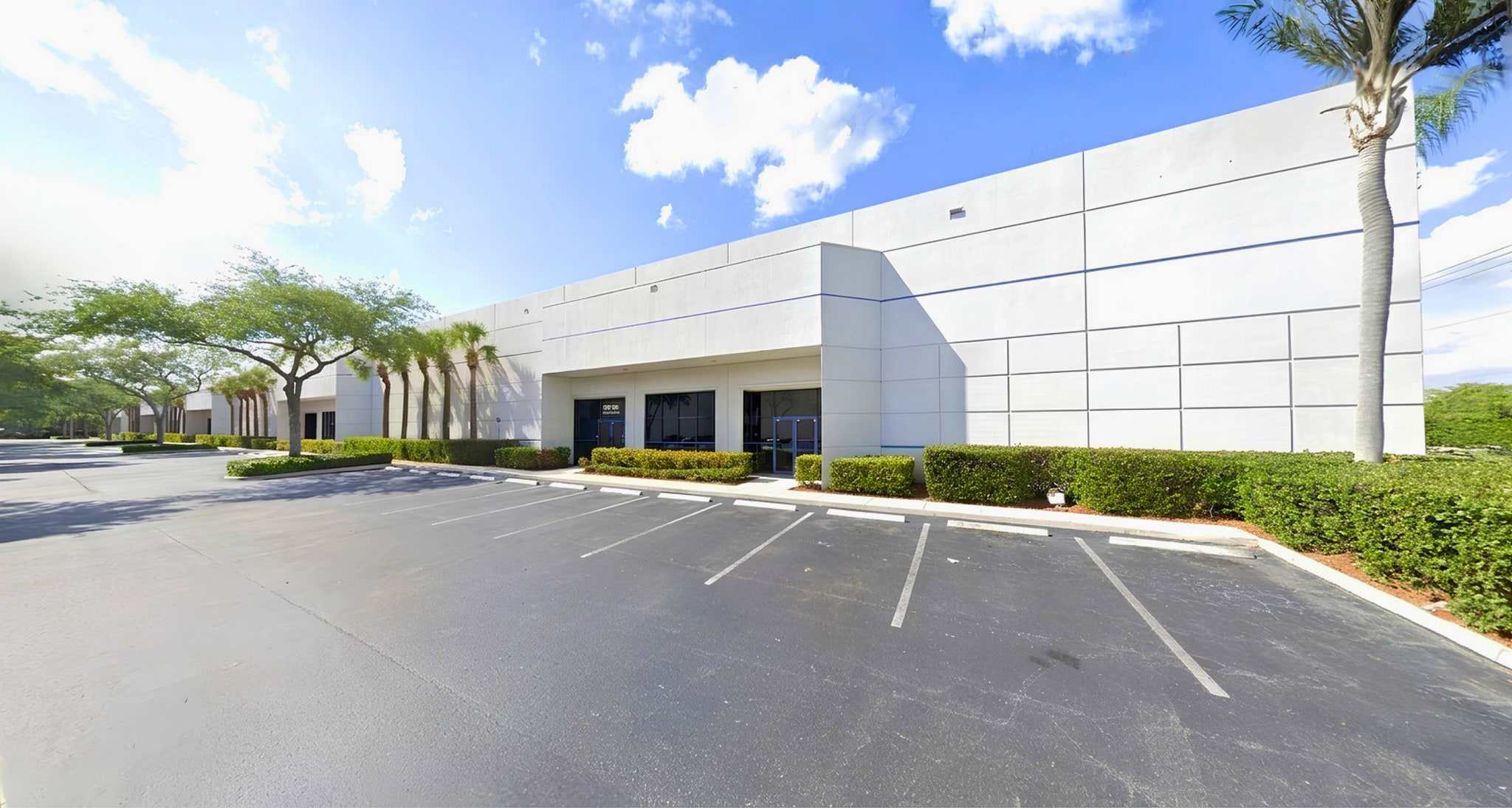 3201-3237 Commerce Pky, Miramar, FL à louer Photo intérieure– Image 1 sur 1