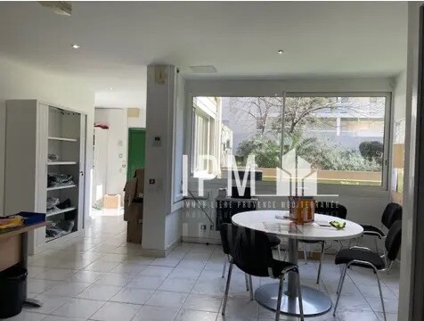 65 Rue Du Rouet, Marseille à vendre - Photo de l’immeuble – Image 1 sur 5