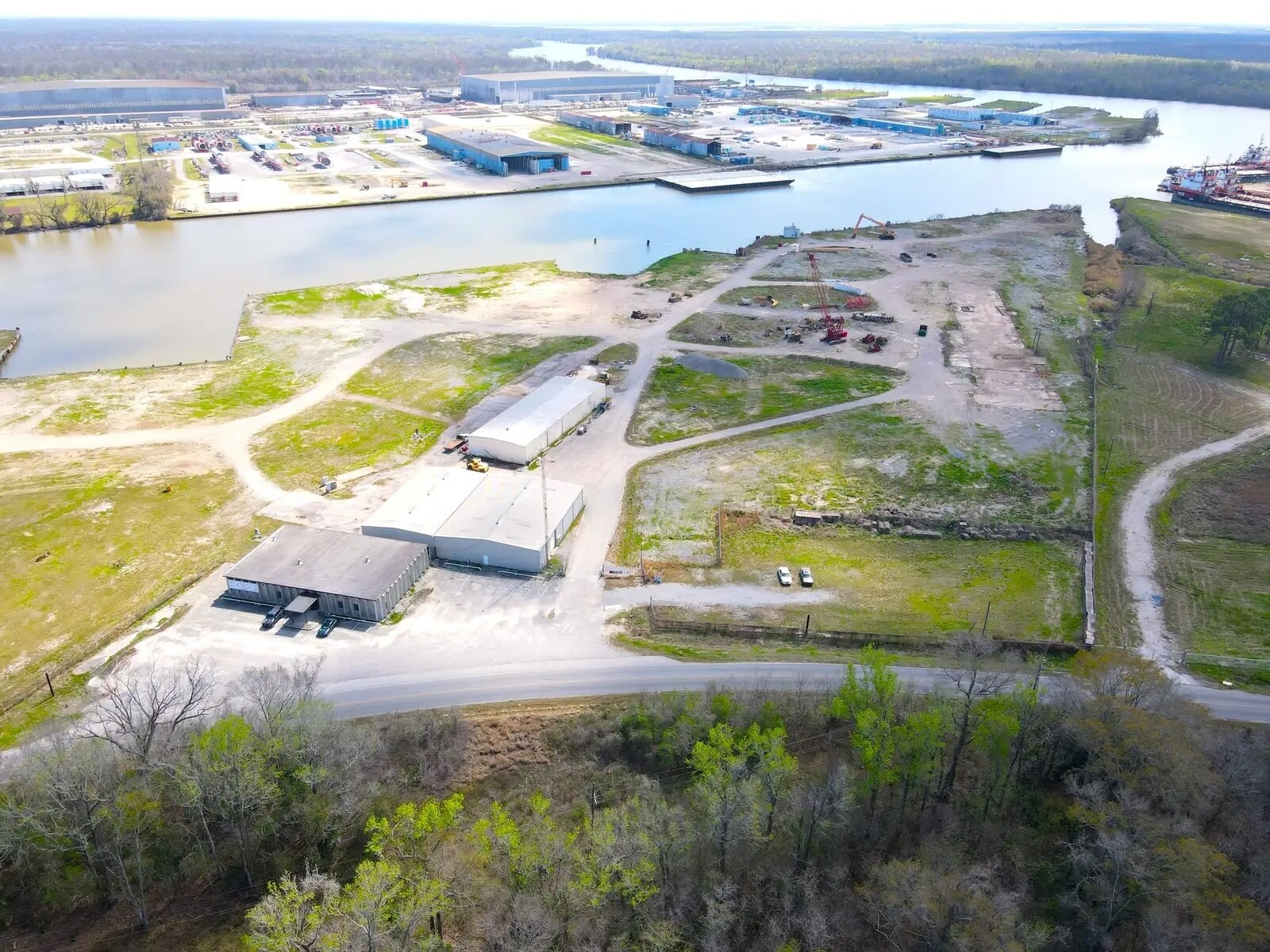 503 Degravelle rd, Morgan City, LA à vendre Photo principale– Image 1 sur 17