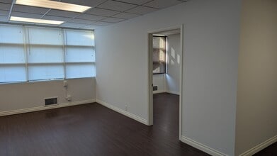 4000 Aurora Ave N, Seattle, WA à louer Photo intérieure– Image 1 sur 5