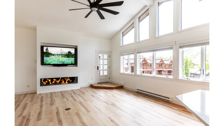 245 N Glenwood St, Jackson, WY à vendre - Photo intérieure – Image 3 sur 40