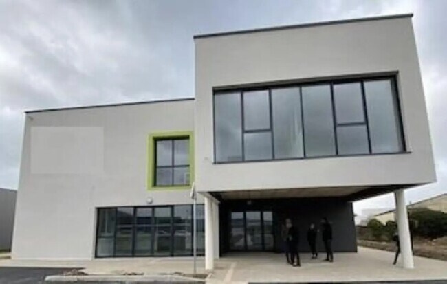 Plus de détails pour Bureau à louer