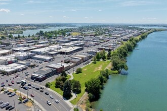 100 E Broadway Ave, Moses Lake, WA - Vue aérienne  vue de carte - Image1
