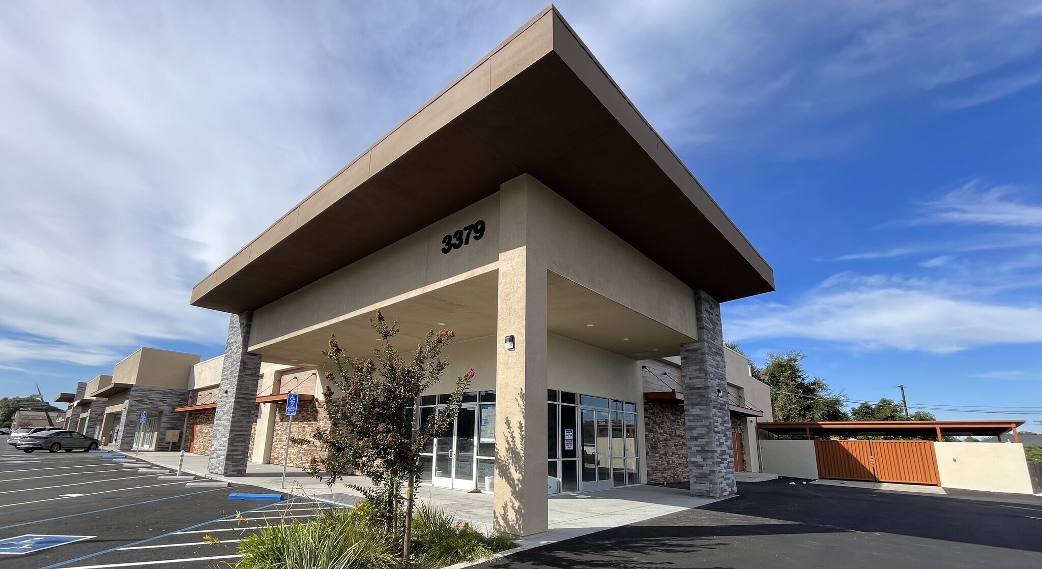 3413-3423 El Camino Real, Santa Clara, CA à louer Photo principale– Image 1 sur 16